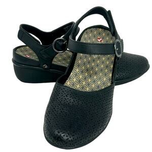 Revere Calabria Black Adjustable Close Toed Heels